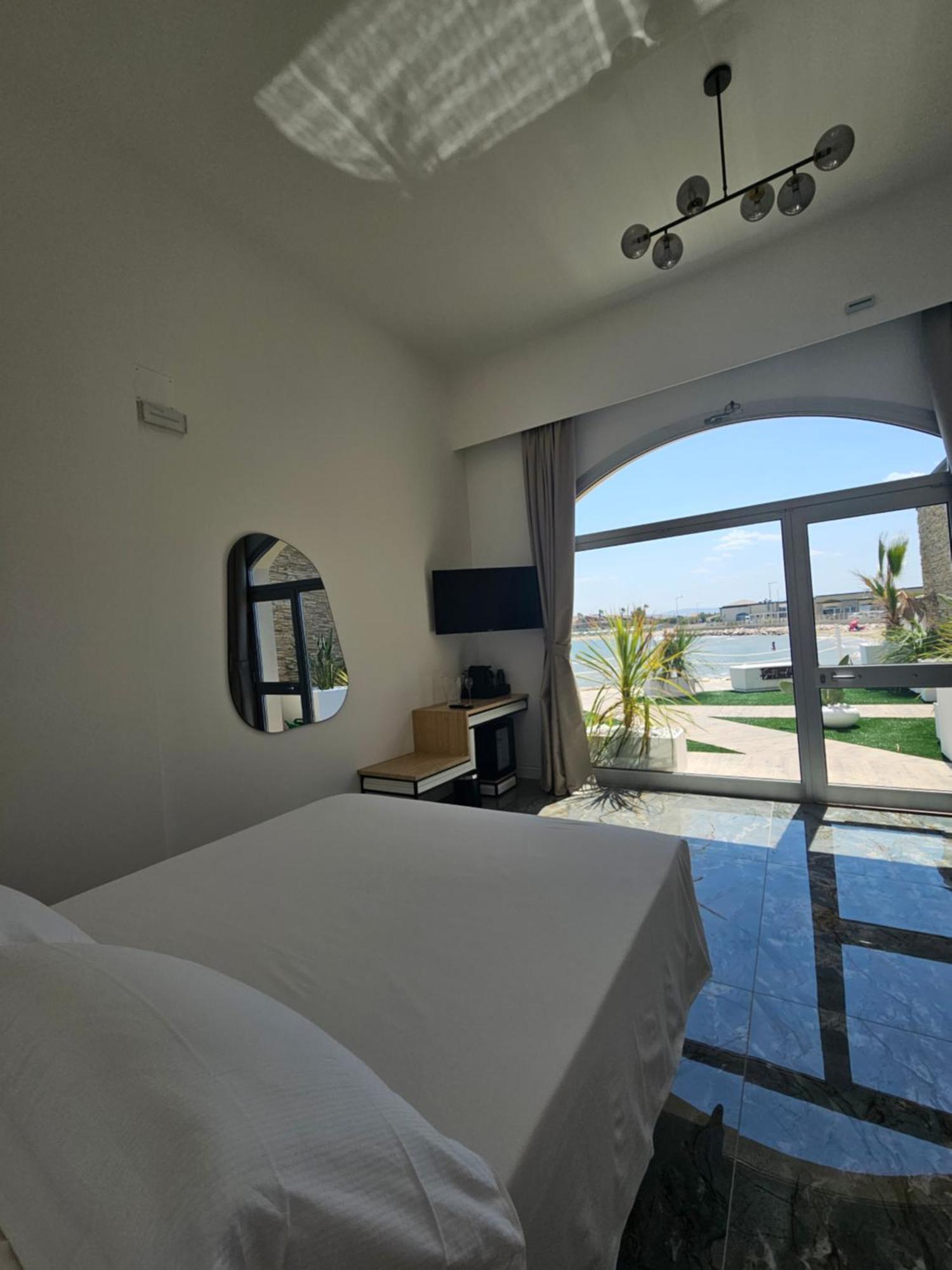 Dada Suites And Sea Сан-Сальво Экстерьер фото